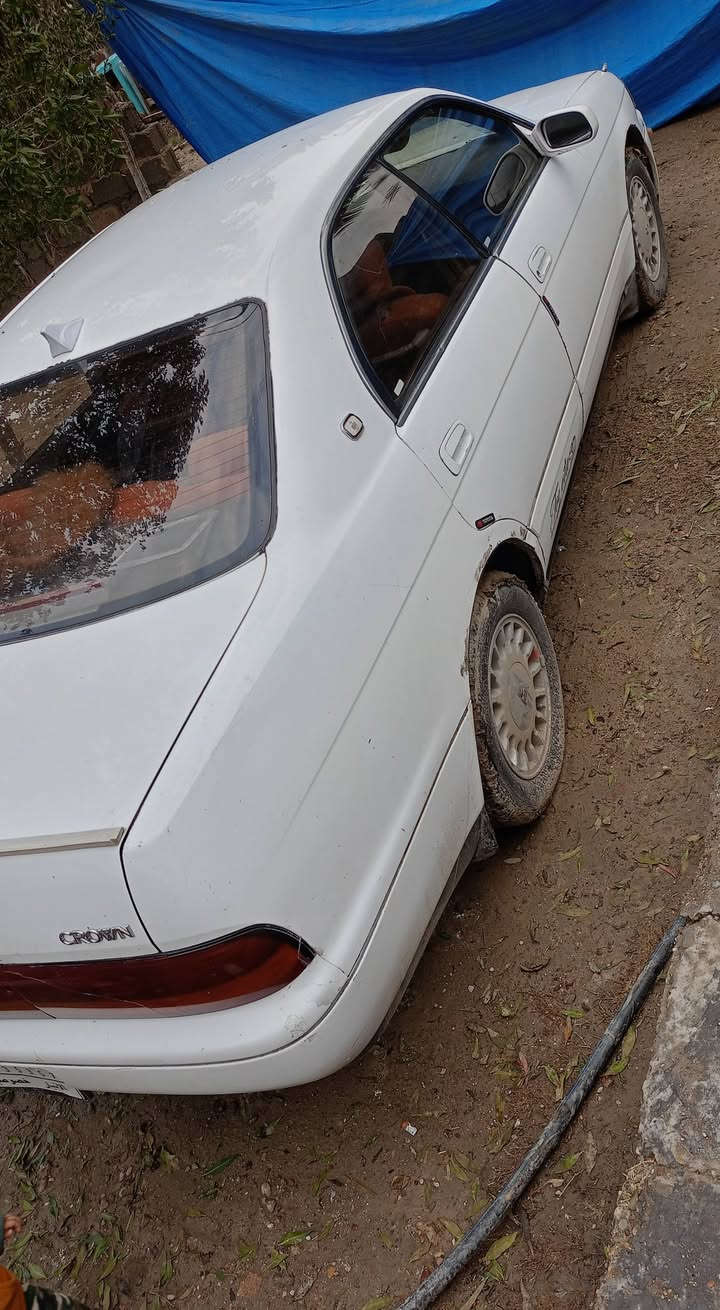 كراون  مكفوله مكينه وكير وكصه السعر(50) نضافه فول
***********
