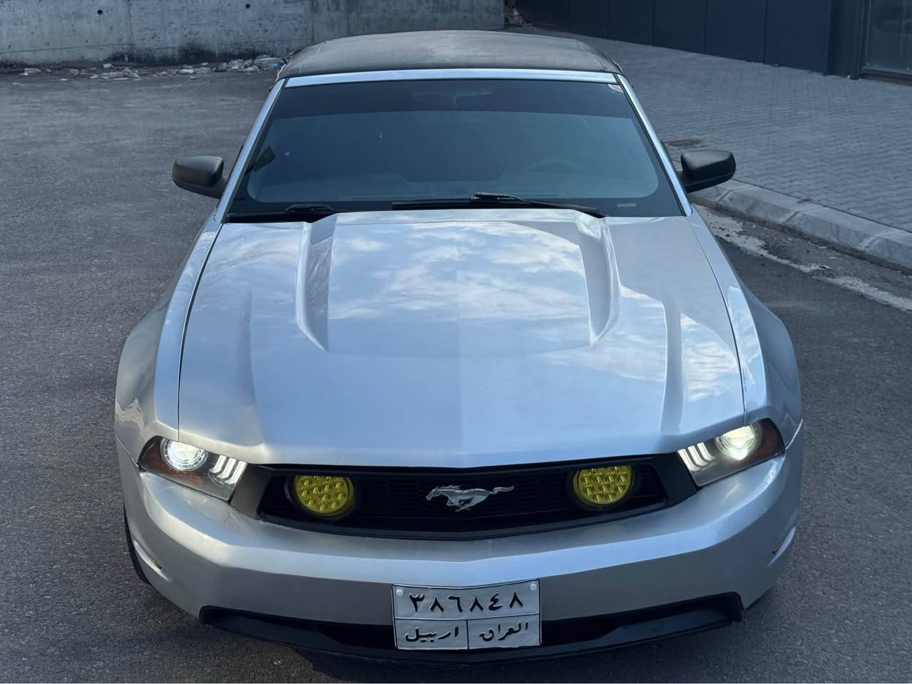 سلام عليكم

فورد موستنك 2011 3.7 

سياره مواصفات اعتيادي معروف 

عليه ادامه كامله من كل نواحي صدر امامي خلفي جدد كامل
منضومه احتراق جديد نوزلات-بلكات ريسنك-فيت بمب كامل

عليه دعاميه امامي GT 
لايت شكل ٢٠١٧
بك لايت سموك 2014
لدات دعاميه اوراكل LED 
كير و مكينه كفاله عامه دهن جديد هايدروليك كير جديد مع فلتر
كشف شغال نضيف 

سعر 78ورقه و بي مجال 

سياره تحويل وكاله غرامه بشرط رقم اربيل

سياره حزام صبغ  

موقع/مكان سياره سليمانيه 
للاستفسار ***********
*********** السليمانية, العراق
