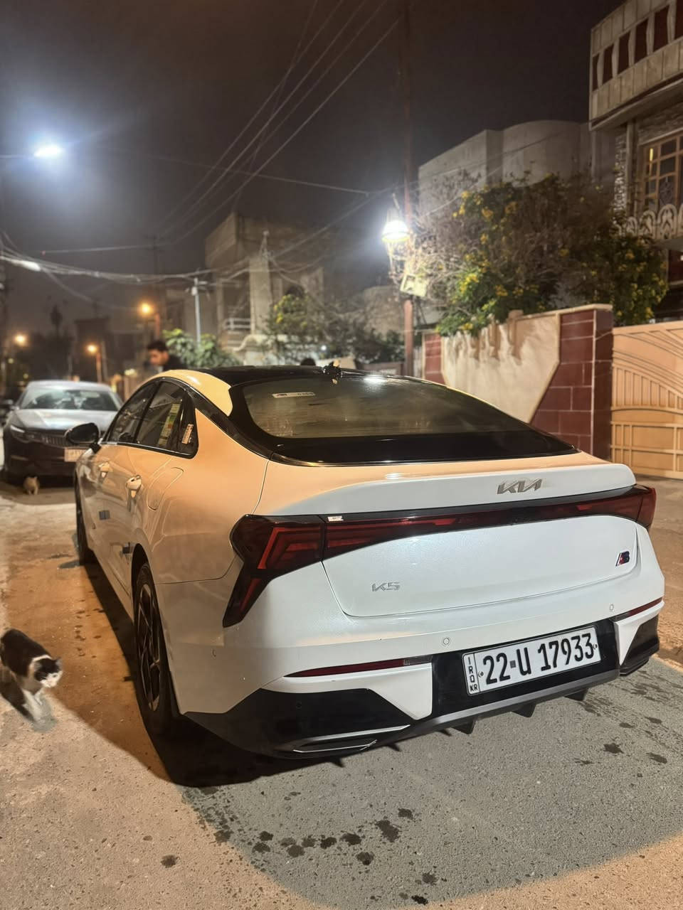 السلام عليكم k5 2026 فول vip ماكو من عدهة هاي النسخة فول للأخير محرك 2500 سمارت خزن وضعيات تدفئة تبريد الكشنات الداخل لون مشمشي سياره خليجية ماشيه 7000كيلو  السياره بحالة الزيرو رقمه أربيل هاي السياره ماموجود من عدهة بل سوك حاليا السياره سعر270 وبيه مجال عنوان السياره بغداد  لاتصال على هذا الرقم *********** وبيكم خير وتدللون
