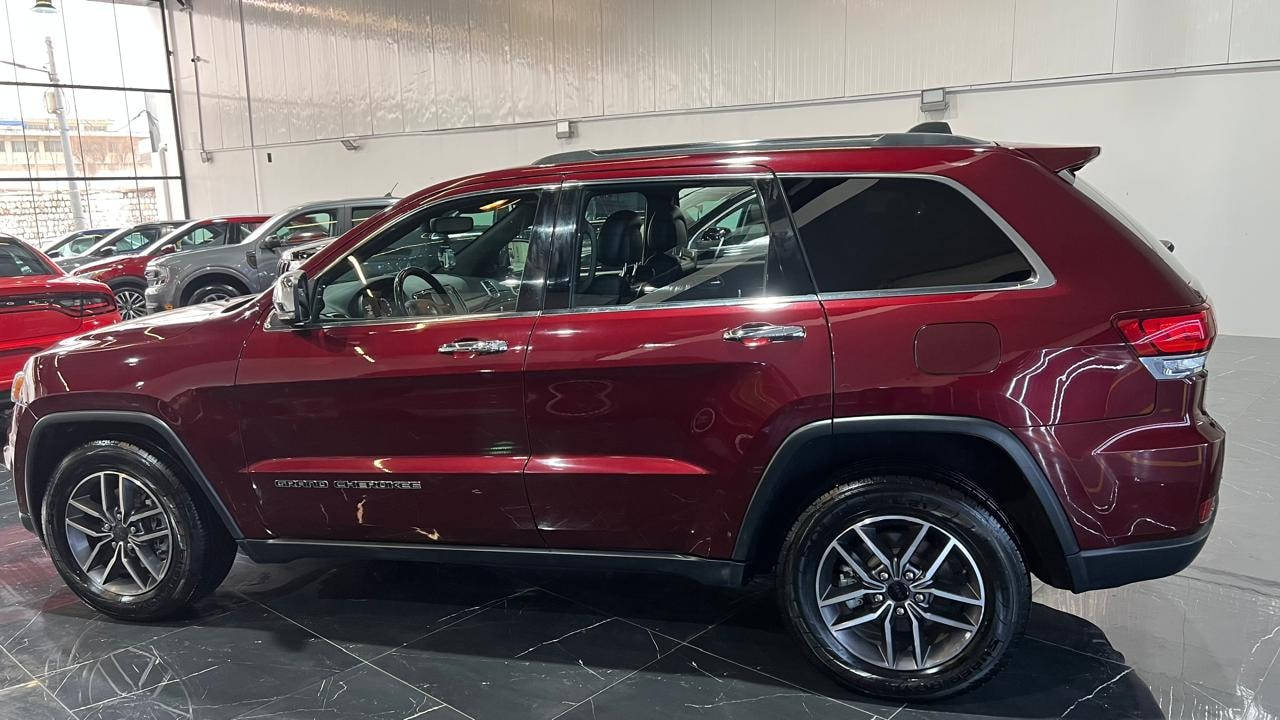 به ناوى  خودا
له سه ر ايزنى ادمينى به ريز
 Grand cherokee
جيب
موديل ٢٠٢١  لميتدد
فول فول مواسفات
ده بل اكسل
گير فوليوم
جلد
هيته ر
كوشن خه زن
سلايد
فول فول  
تيبيني بارجه كانى  كرا ونه ته وه  هه موى بيلا دين بي دعم بي بوياخ   بي سارد  بي شوخت ١٠٥ كم  روشتوه
بي دعم  بي بوياخ
نرخى ٢٤٠وه ره قه  سليماني
***********
