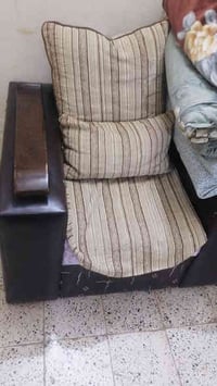 ورحمة الله  متاح تخم للبيع متكون من 2كبار 2ضغار   السعر 350 للتواصل ‏‪...