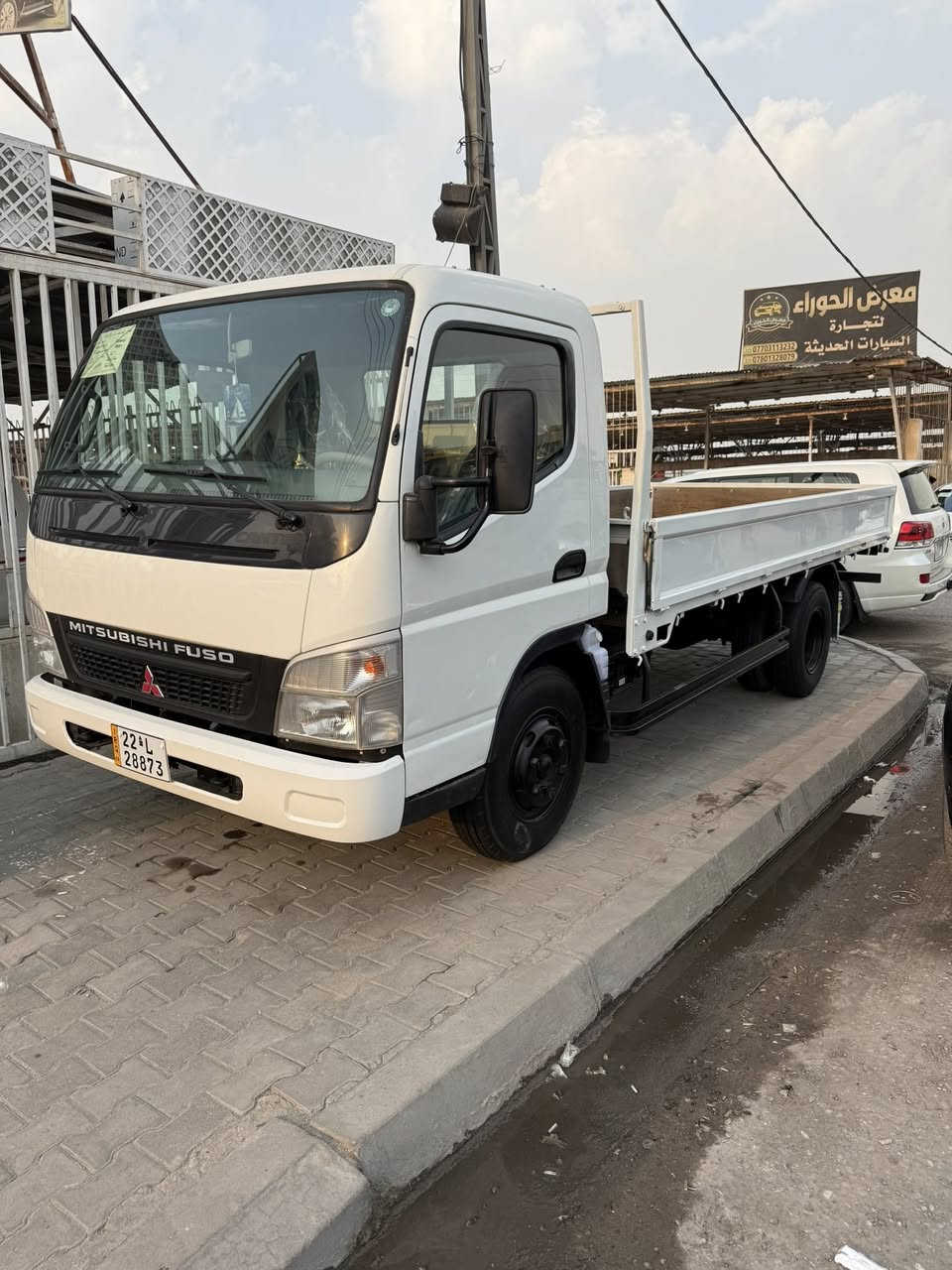 كنتر موديل 2005اخت الزيرو ماشيه ١١٠ مال مزاد جانت مضمومه بمتحف رقم اربيل تحويل وكاله السياره جاهزه وبرغي مابيه نقص والسياره حيل جديده ١٩٣ وبيه مجال قليل للستفسار ***********
