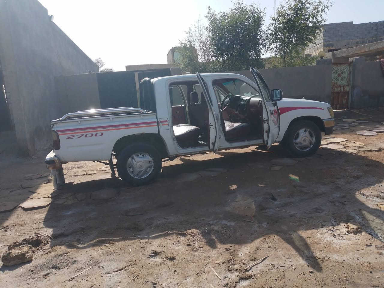 سيارة للبيع موديل 98 بسمي رقم الجهاز *********** سعر خاص
