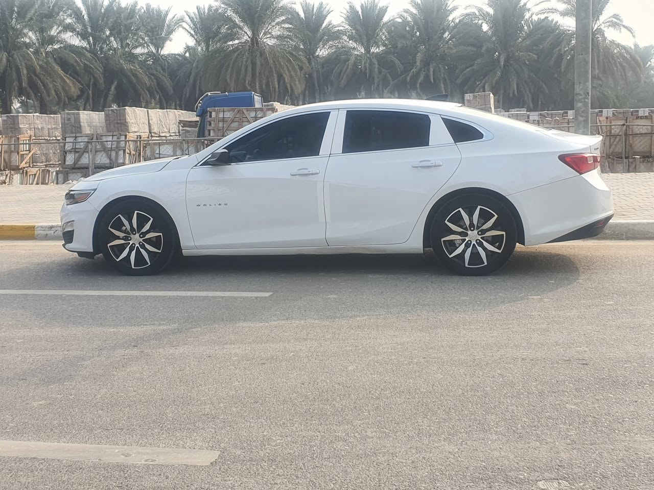 السلام عليكم للبيع شوفرليت ماليبو مديل ١٨ رقم بابل بااسمي حادث جاملغ وبنيد والسونار مرفق بلصور مكاني كربلاء السعر ١٠٨ وبيه مجال للستفسار *********** /***********
