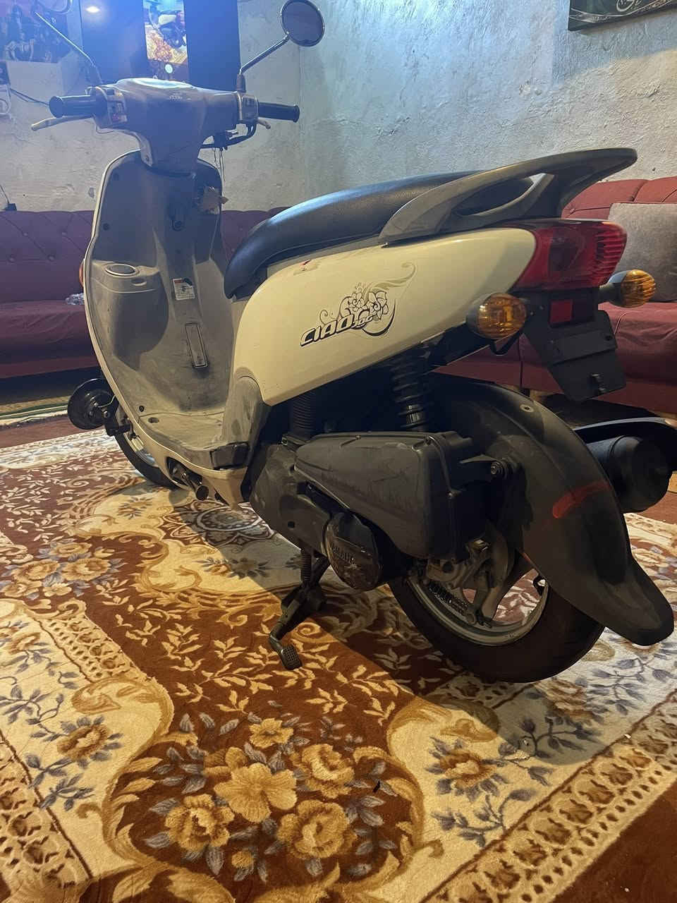 سلام عليكم دراجه فله وكله لبيع شاري تصال ***********
