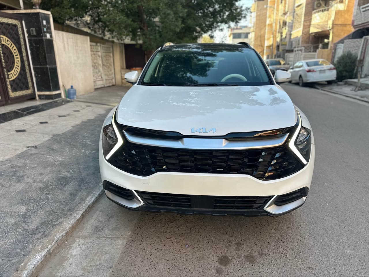 سبورتج موديل ٢٠٢٤ دخول  جديد 🚦ماشيه ٧ لاف حادثه فقط بابتين مبدلات نفس ألون سياره بدون صبغ🚦 سياره جديده معناه كلمه مواصفات فول فول 🗽بانوراما كشنات جلد بصمه شاشه متصله كبيره فول تحكمات رادارات حساسات بعد بيه مواصفات كلش هواي سياره بدون رقم🚧 ستفسار ع رقم هاتف 📱 *********** مكاني 🏘️بغداد لاعظميه شارع اخطل سعر جدا مناسب 💵 بغداد, العراق
