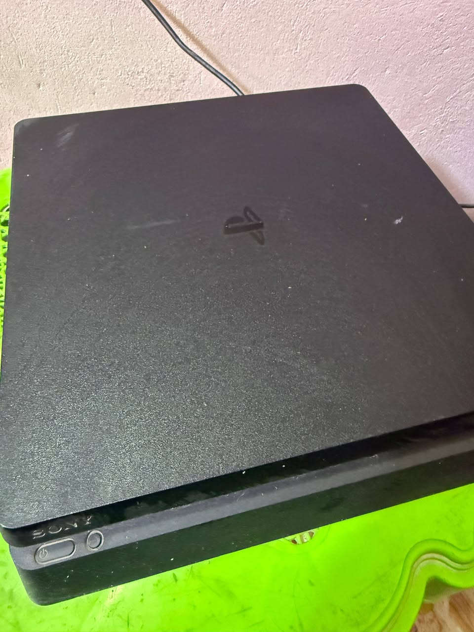 سلام عليكم
للبيع Sony PlayStation 4 Slim

* سعة 500GB
* مع 2 جوستك
* FIFA 23
* Battlefield 2042
* Ghost Recon 2

الجهاز نظيف .

السعر: 200 قفل.

الموقع: بعقوبة – التحرير
للاستفسار واتساب فقط ***********
