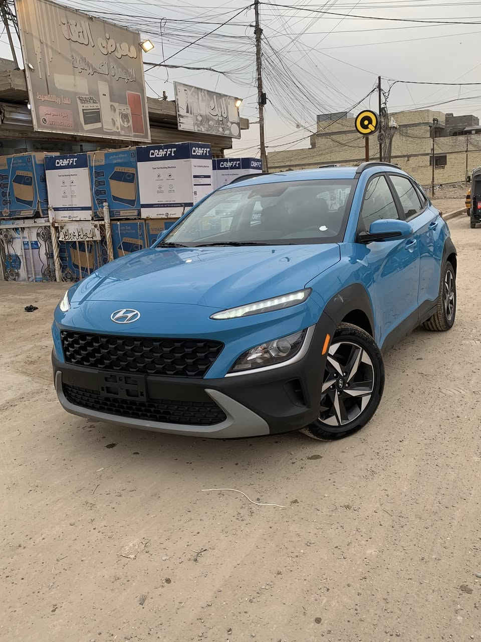 السلام عليكم
هونداي كونا موديل 23 بسمي بدون رقم منفيس بسمي صور الحادث بل منشور جاملغ وباب ونص جنطة بدون تبديل السيارة ماشية 30 الف مواصفات السيارة 
شاشة كامرة 
راداد امامي خلفي 
تحديد مسار 
فور ويل 4x4 
تدفئة بل كشن 
فول تحكم ستيرن 
لد امامي 
وبعد بيها مواصفات محرك 2000 دوش السعر 138 وبيه مجال مكاني بغداد حي آور ***********
