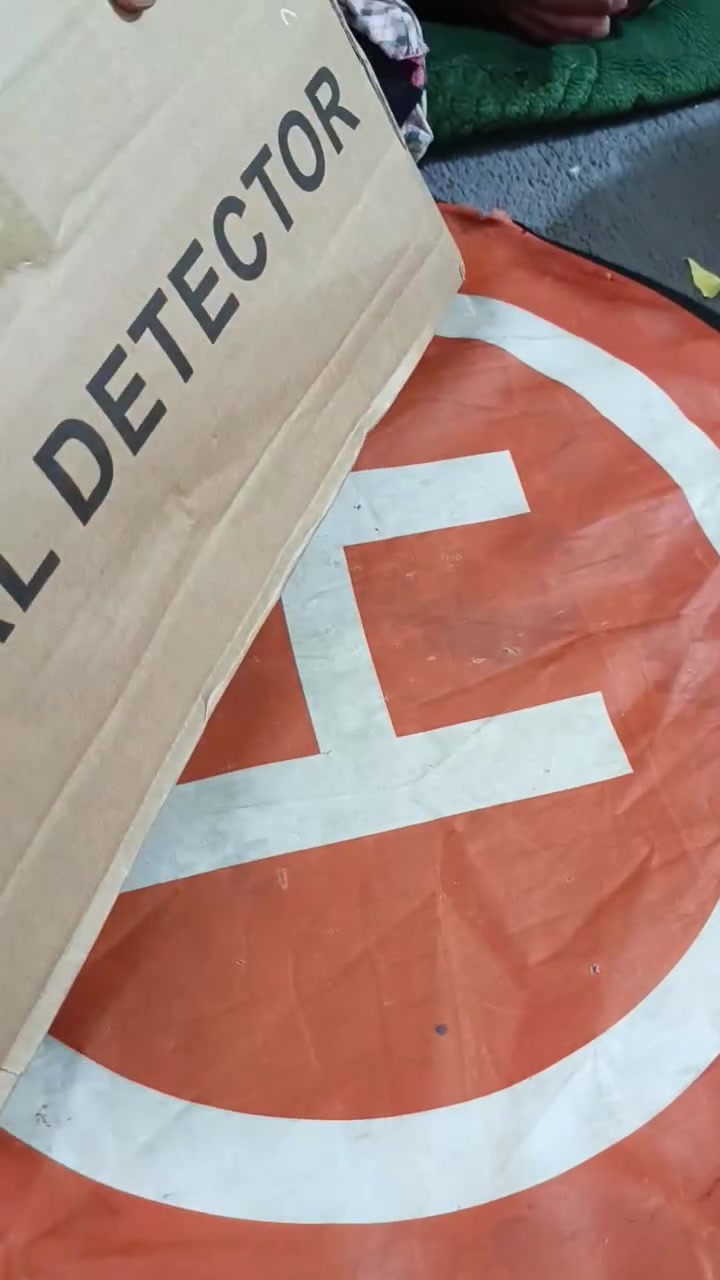 كاشف معادن حجم كبير السعر ٤٠


**إذا كنت صاحب هذا الإعلان وتريد حذفه لأي سبب، رجاءا أرسل رسالة إلى الدعم الفني**
