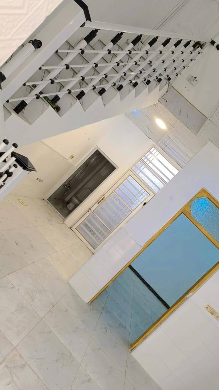 #اقصاد_اقصاد_اقصاد
بسم الله الرحمن الرحيم بيت للبيع المساحه 100 متر طابو زراعي سند 25 اقرار محكمه مشمول بلتطويب مرقم من قبل البلديه مقدمه 15 والشهر 500 مقابل ملحق قريه الغدير يحتوي على غرفه +صاله+مطبخ+استقبال+حمامات بناء طابوك اساس وسقف صب كونكريت متوفر جميع الخدمات ماء كهرباء تبليط اناره ليليه للاستفسار ***********
