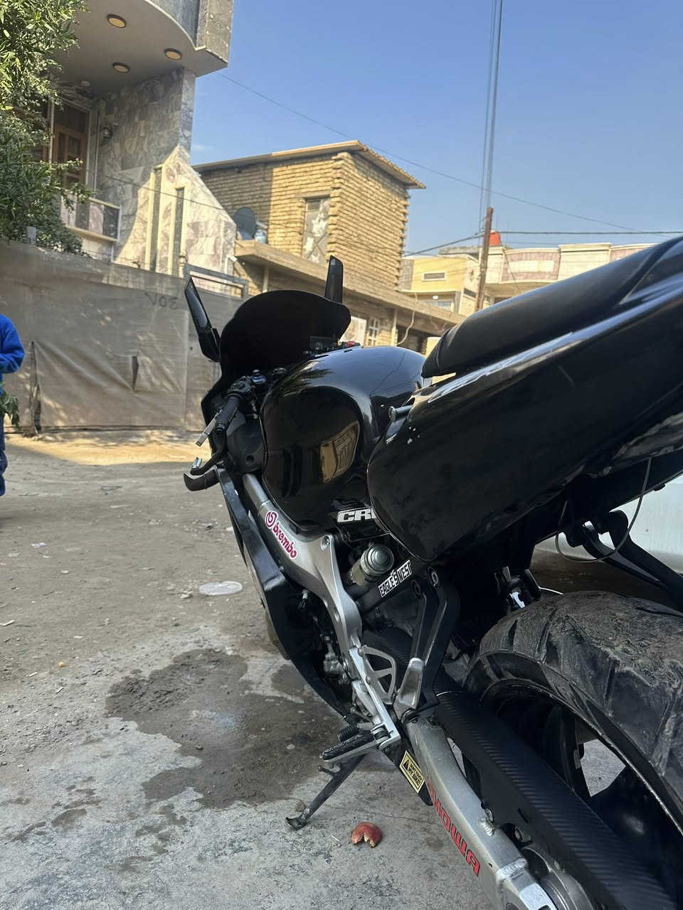 سلام عليكم دراجه أفوراي 600 دراجه كفاله كير مكينه دراجه خير من الله شلعه معدل مكاني بغداد السعر 26 بيه مجال بسيط
رقم ***********
