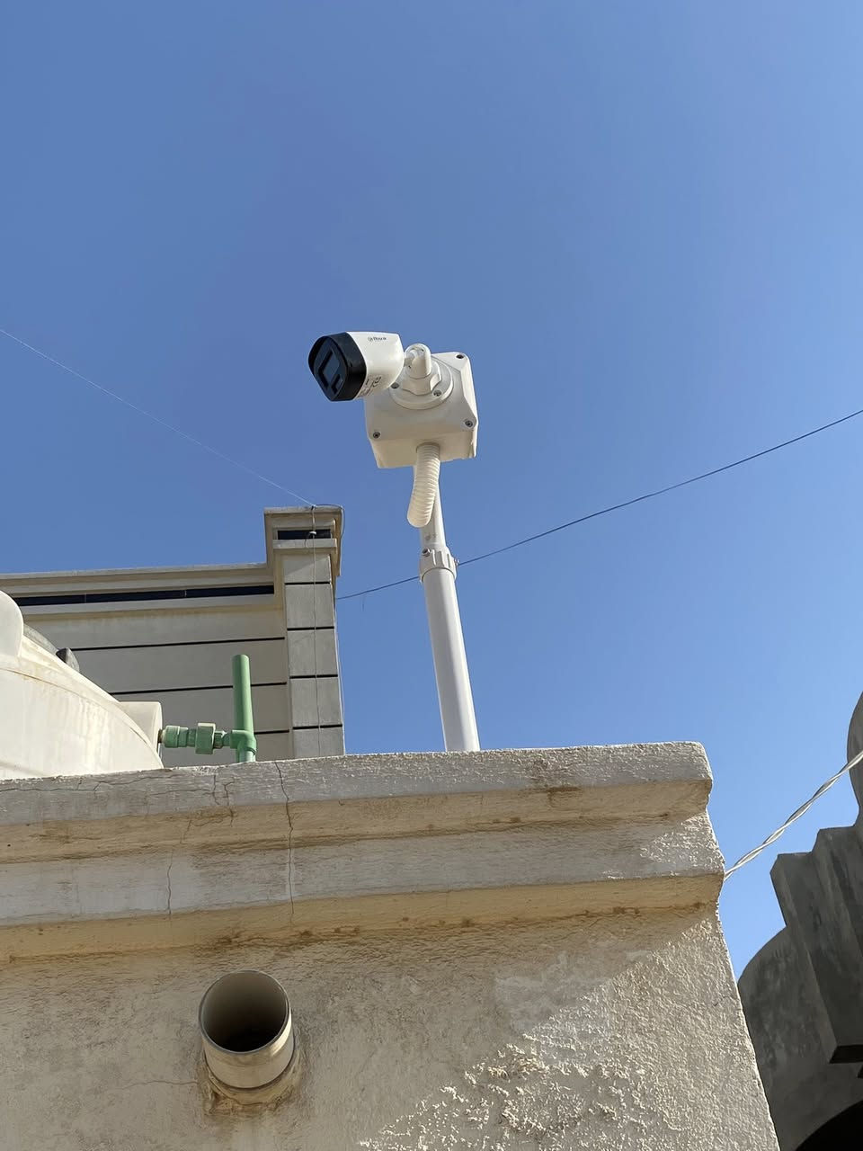 جزء من اعمالنا في تركيب كامرات مراقبه من شركة دهًوا في منطقة ابي غريب
تركيب احترافي وضمان طويل ودعم فني متواصل تريد تبرد راسك من الاعطال ومشاكل الكامرات اتصل وخلي الباقي علينا
***********

