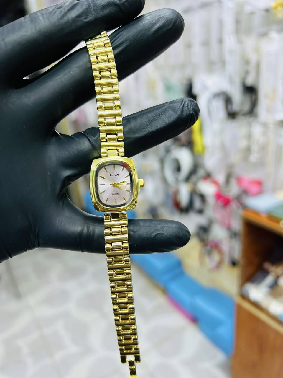 اكسسوارات باربي ✅

توفر ساعات طلاء ثابت ضمان ❤️‍🔥

دزاين جدا رائع واضح امامكم 

السعر 6️⃣


**إذا كنت صاحب هذا الإعلان وتريد حذفه لأي سبب، رجاءا أرسل رسالة إلى الدعم الفني**