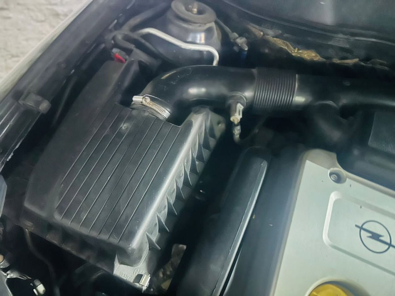 السلام عليكم اوبل مديل ٢٠٠٢ الشركه العامه مصبوغه حزام للجماليه السياره كلش نضيفه بيهة فقط لاستيك ولف 
السعر ٤٢ وبيهة مجال 
للأستفسار ***********
