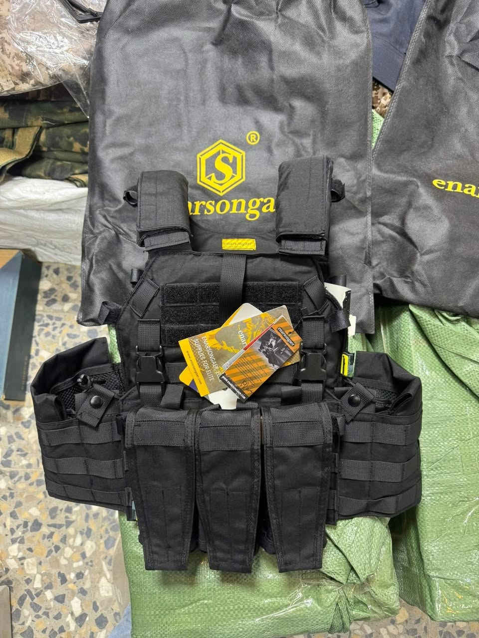 يالله عرض خاص درع اميرسون اصلي ابو ختم الأصفر سعر ١١٥ الاف. 3 الآوان عسلي مولتكم اسود  
يوجد خدمت توصيل لجميع المحافظات 
***********
