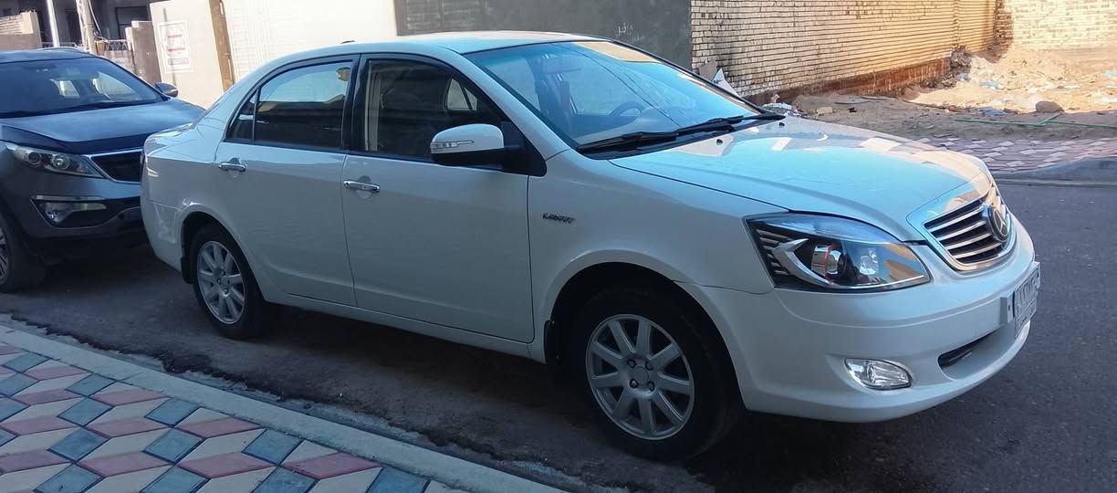 للبيع جيلي موبل 2013رقم بابل الماني سياره مكفول كفاله عامه من كلشي كير مكينه حداديه تخم تاير تبريد تتفئه علا وضع الشركة سياره جديده كلش حلوه وجاهزه مكاني ديوانيه مكلف بنشر الشراي يتصل ***********
