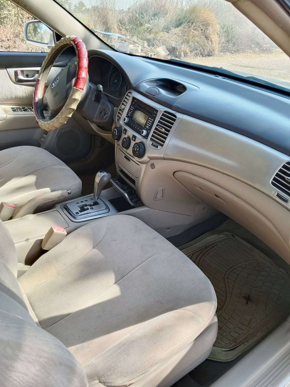 سلام عليكم اوبتما 2007خليجي مكينه وكير مكفوله حداديه 80بل ميه بنيده اربع اصابع بار والباب الخلف سائق بيه بار وصبغ بدون تبديل تخم تاير تبريد ثلج سنويه صاقطه قبل شهر رقمه قادسيه مشروع وطني تحويل ثاني يوم سعر 108 وبيه مجال سياره مال جناي حلوه احله من صور رقمي ‏‪***********‬‏ مكاني بابل قاسم
