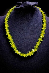 عقد • زبرجد طبيعي • حجر كريم