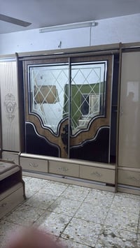 غرفة نوم • غرفة اخشاب • أثاث غرف نوم • ميز تواليت • ديكور غرف نوم