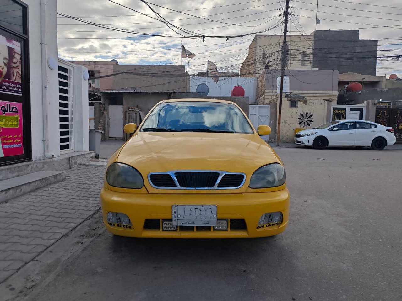سلام عليكم سياره دايو للبيع موديل 1999✅ كشرهه كل ضربه ما بي معمر تخم تاير جديد مكينه تجفيت جديد حداديه جديده ✅
ملاحظه السياره راعيهه يطلب 5 ورقات ابيع صافي 25 ورقه / تريد ✅راعيهه وراك 20 ورقه 
السياره ✅0 غرامات مصفره العنوان الحيدرية خان النص الاستفسار اكثر الاتصال على الرقم ✅***********

