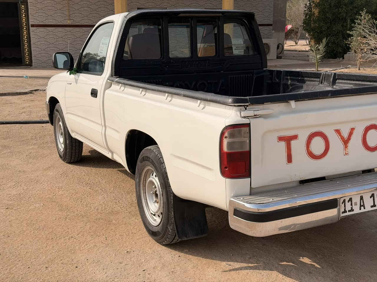 تويوتا 2001 رقم بغداد دولي تحويل سياره جديده بمعنى الكلمة مكفوله من الضربه والتبديل محرك بلاد كير حداده عامه تخم تاير السعر 125 وبيها مجال العنوان البصرة الزبير 
***********
