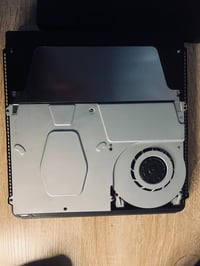 بلي4 اصدار 11.00(مهكر ) مع قطعة التهكير وكامل الملحقات  الجهاز نضيف اس...