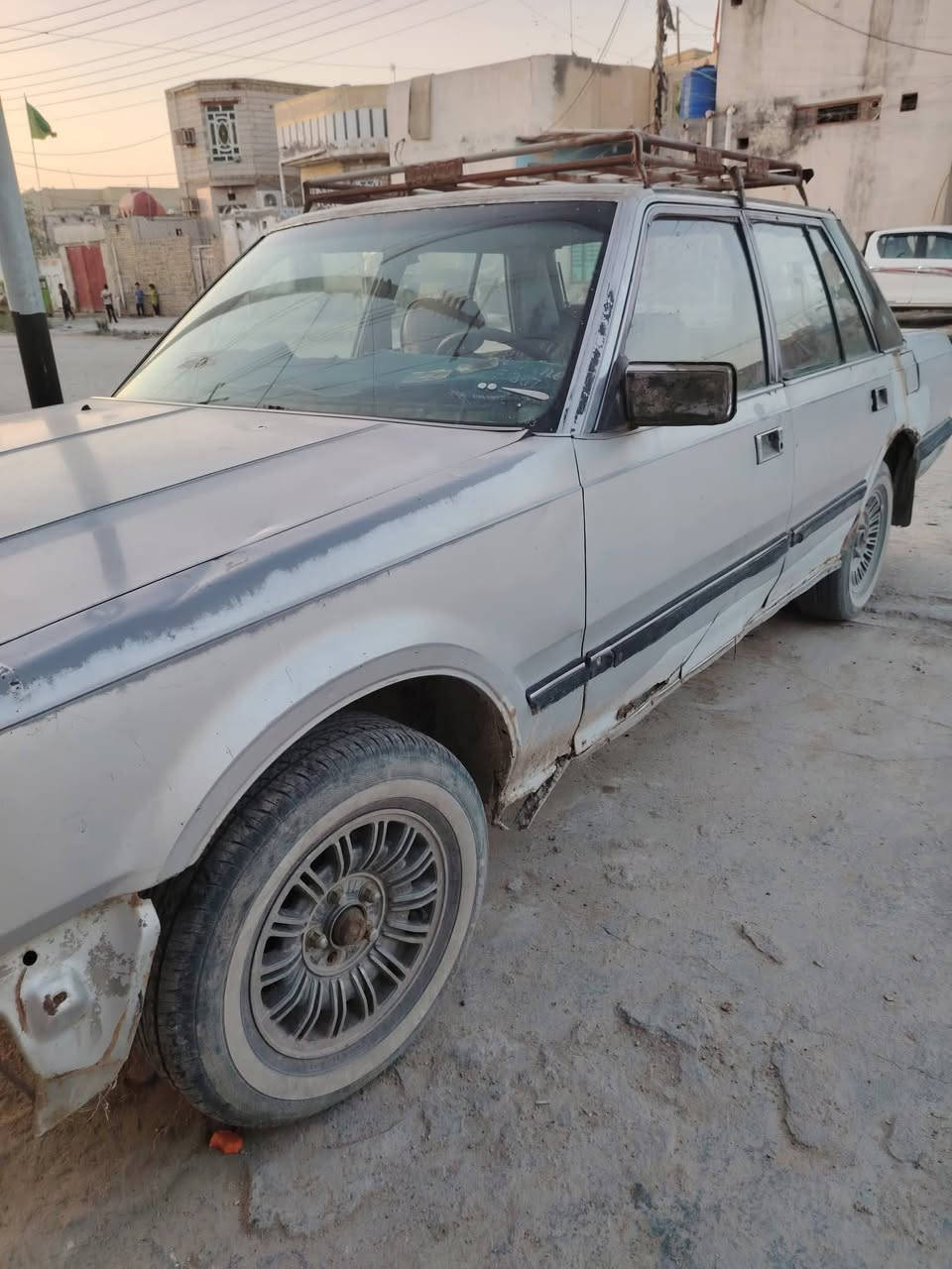 البيع سوبر ميدل 85 ابيع كوم حديد سياره شغله وخير من الله 
*********** مكان سوق الشيوخ
