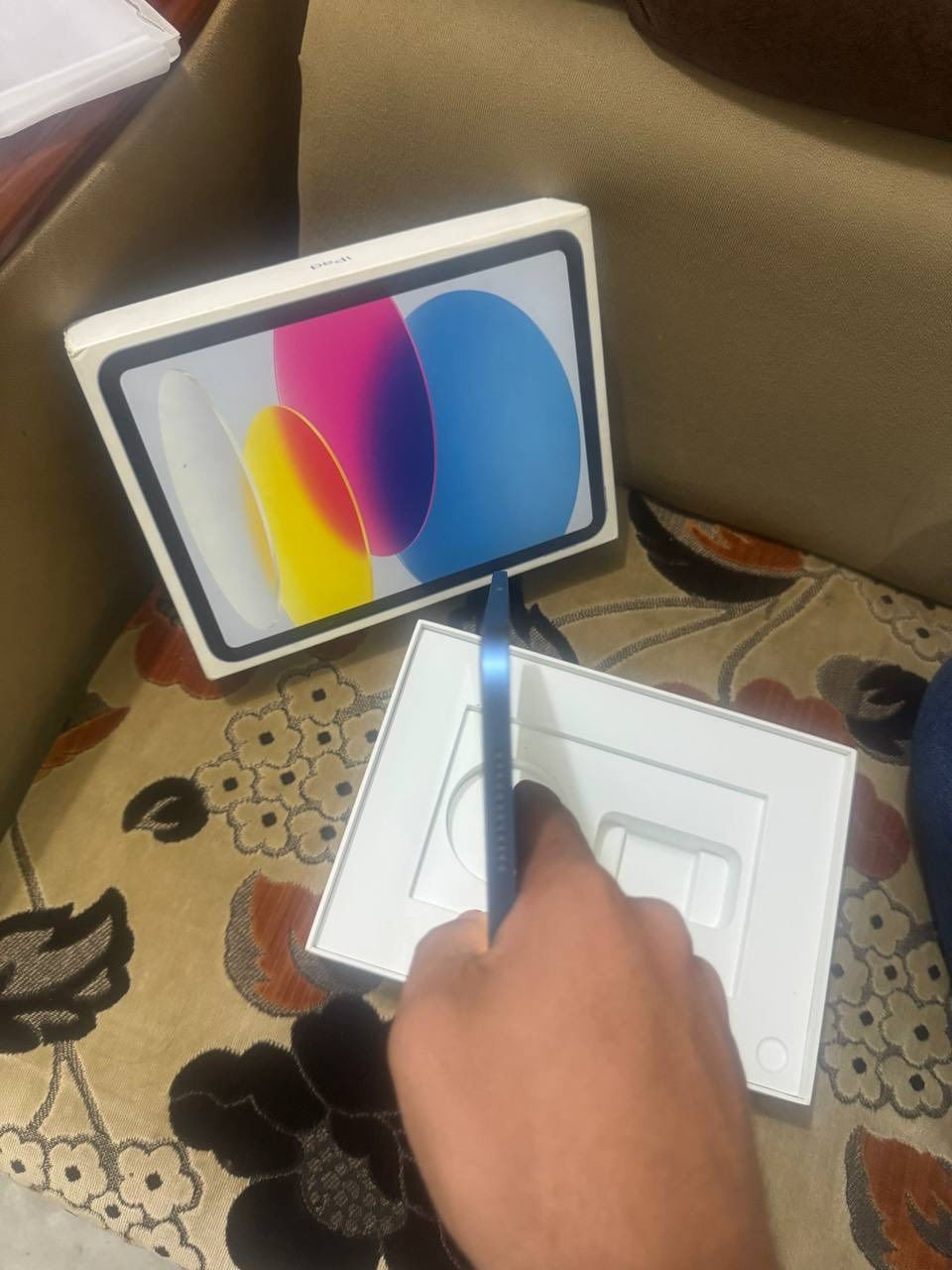 السلام عليكم ورحمة الله وبركاتة 
ايباد 10للبيع نضافته 96بل ميه 
بل كارتونه ملتحقاته شاحنه بس 
مراوس ب11برو ماكس او بيع السعر 400 وبي مجال 
العنوان بغداد الدوره (الي يحب موجود خاص 24ساعه)


**إذا كنت صاحب هذا الإعلان وتريد حذفه لأي سبب، رجاءا أرسل رسالة إلى الدعم الفني**