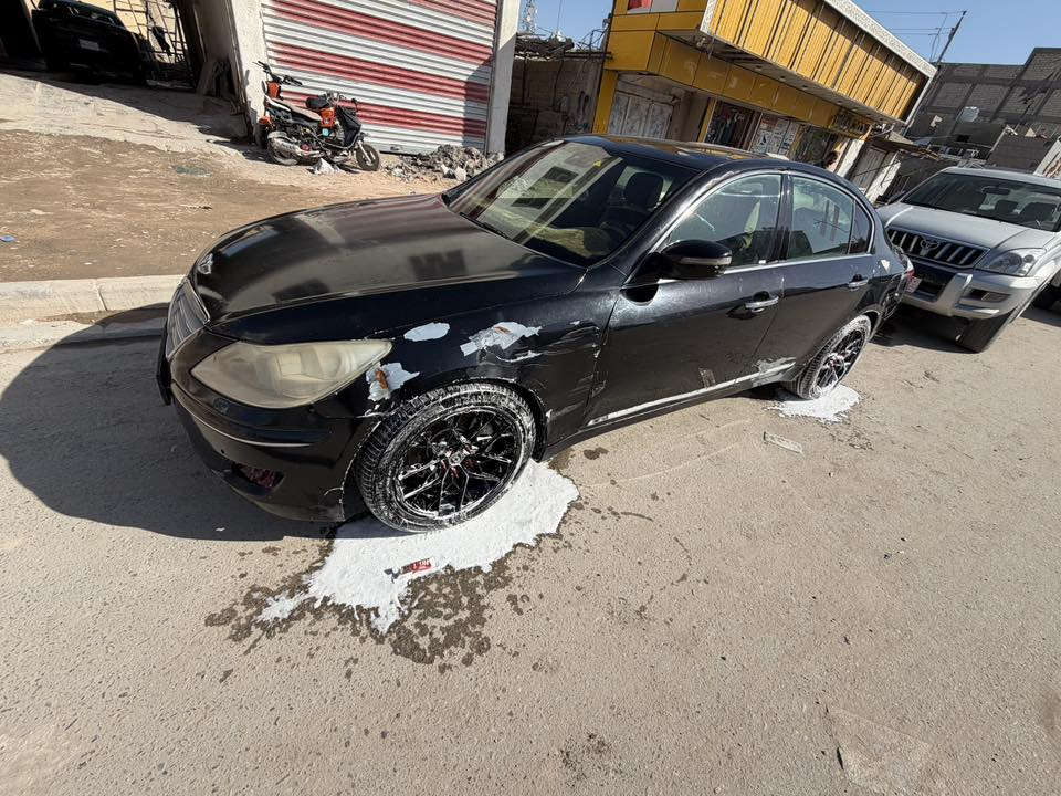 مرحبا جنيسيز وارد أمريكي محرك ٦ سلندر مديل ٢٠٠٩ رقم بغداد دولي فول السياره بيه شخوط خفيفه ودحجات بلجاملغ موضحات بصوره سعر ٦٥ وبيه مجال بسيط مكاني البصرة قليل تواجد ع الفيس قليل اتصال  وتساب ***********
