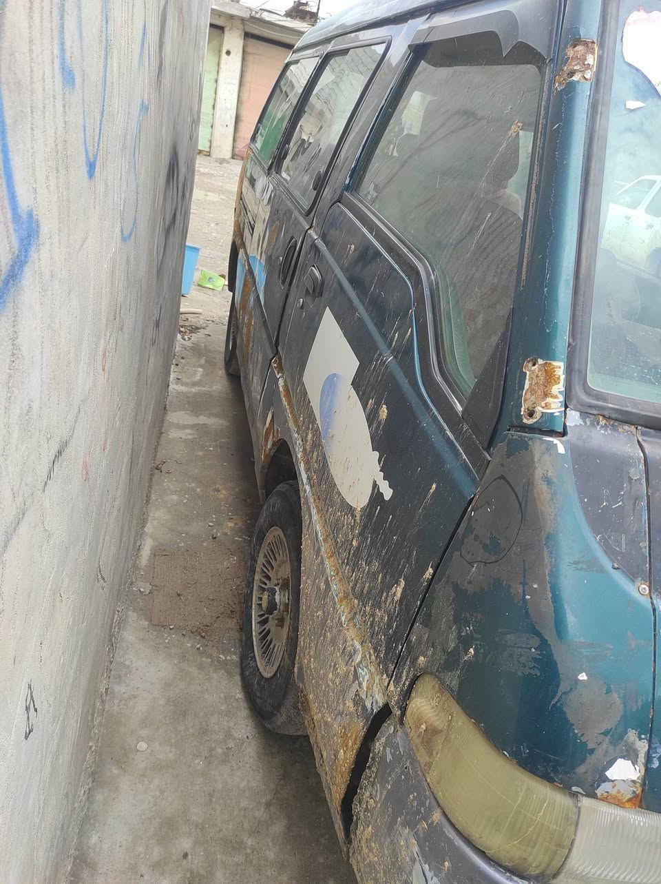 ئەم هۆندا بۆفرۆشتن رەقەم بەغدایە تەنهابۆیاخێکی گەرەکە بۆزانینی نرخ پەیوەندی بکە بەو ژمارەوە ***********
