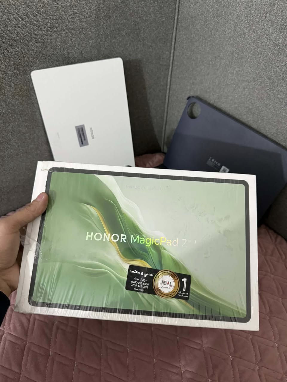 HONOR MagicPad2 مستخدم اقل الشهر كل ملحقاته ويا
256 
شاشه 144h
بطاريه 10050 شحن 66W
شاشه حجم 12.3 اوليد 
جهاز عملاق 

سعر 650الف مكان رمادي شارع السينما 
***********
