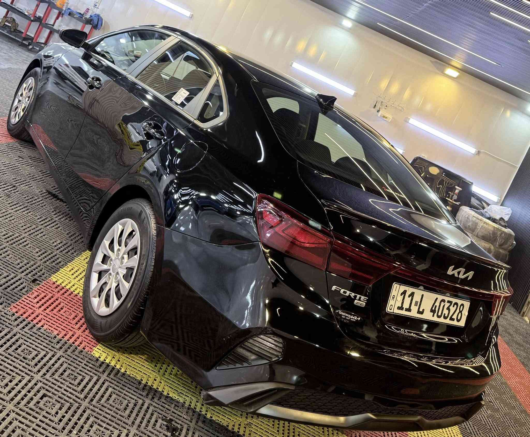 ٢٠٢٤ للبيع او المراوس بدون صبغ بجم كبس بدون ايرباك 
حادثها دعامية خلفية فقط محرك ٢٠٠٠ دوش سليم كير سليم ماشية ٢٩ ميل جديدة جدا. بيها بارد بالجاملغ والباب الخلفي فقط رقم بغداد الانكليزي تحويل مباشر 
مكاني بغداد العامرية 
*********** 
صور الحادث بالمنشور
