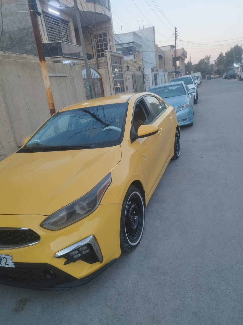 السلام عليكم فورتي موديل 19 مواصفات نص فول امراوس   19 /20 اذه اكو الانتره 21 خصوصي عادي حادثها موجوده بلمنشور  كير مكينه تبريد خير من الله كير ايتي مرغوب سياره ما ناقصها اي شي كبل للشارع ***********
