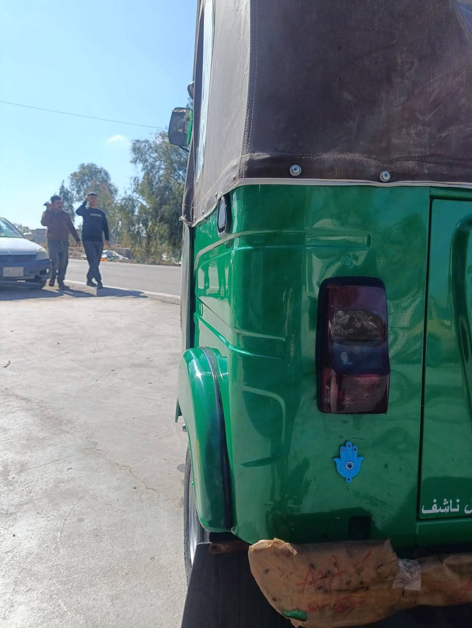 السلام عليك تكتك للبيع موديل 22شهر 11مضلع كفاله عامه ماعده الدوس فقط والباقي مكفول كشر ومكينه شراي يتصل  ويدلل *********** السعر 9700 وبيه مجال للطيبين
