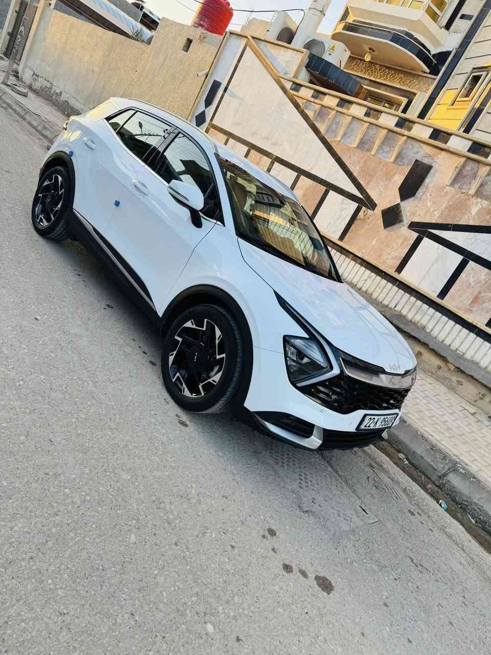 السلام عليكم
كيا سبورتج خليجي 2025 شركه نم

رقم اربيل دولي كلشي جديد 

ماشيه 16 الف فقط 

باسم شركه تريد وكاله او تحويل 

((اكفلها كفاله عامه من الصبغ والفتح والبارد والطخه وحته من الشخط ع ايدي السياره ع الزيرو والك شوف العين والسونار)

*مواصفات كامله عدا القماره حديد ومكينه 2000

*شاشه ابل كار بلي واندرويد واوتو.

*كشنات تدفئه.

*ستيرن تدفئه .

*قطعتين تبريد.

*هاند بريك دكمه .

*حساسات امامي خلفيه نقط عميه 

*صندوك كهرباء .

*كشنات جلد . 

وبقيه المواصفات المعروفه 

🔴مكان السياره البصره القرنه . 

سعر السياره 245$ وبيها مجال بسيط للشراي 

اتصال وواتساب ‭0770 861 2495‬

‬ ‭
