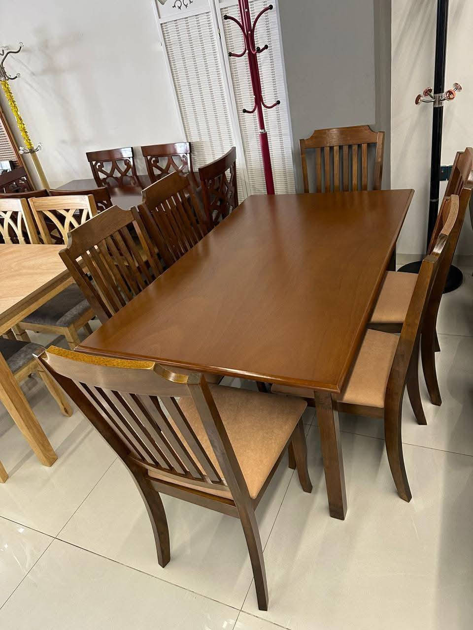 ميز طعام خشب زان صبغ حراري  نوعيه ممتازه 💯 
4 كراسي (120*70) 
6 كراسي (140*80) 

منشأ تركي 😍🇹🇷 

للحجز والاستفسار يمكنك مراسلتنا على الصفحه الرئيسيه 

توجد خدمه توصيل كافه محافظات العراق 🚛🚛🚛🚛


**إذا كنت صاحب هذا الإعلان وتريد حذفه لأي سبب، رجاءا أرسل رسالة إلى الدعم الفني**