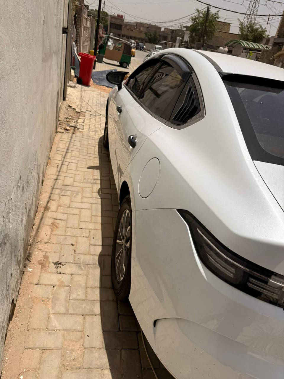 سلام عليكم BYD ديسترويل 2025
مكفوله كفاله عامه السياره استلام شركه بأسمي 
مكفوله كفاله عامه 
السياره أخت الزيروو 
كل ملحقات موجودة بصمه كرت شاحنة منفاخ  
ماشيه 800 
مكان السياره بلديات 
الرقم ***********
