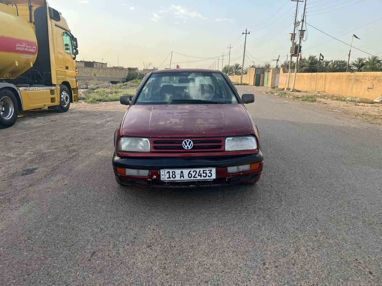 للبيع كولف 95 بابل رقم نكليزي هزه جديده  ***********  سعر 30$مكاني بغداد سياره محرك وكير اوتو ماتيك مكفولات حداده جيد جدآ تخم تايرات  نضيفة سيارة لاضربه ولاتبديل ولاخياس كهربائيات كلهه شغاله دواخل نضيفه موجود واتساب
