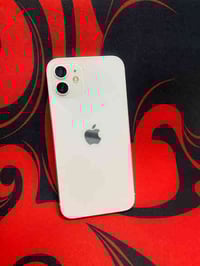 ايفون 12 البطارية 82 نزلت بالتحديث بالحاسبه تقرى اعلى ذاكرة 64 ممفتوح ...