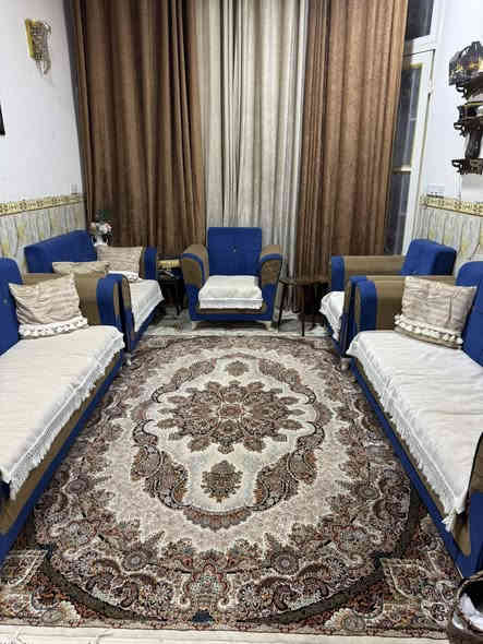 سلام عليكم تخم قنفات ١٠ مقاعد مع ديوان ٥ امتار
سعرهن كامل ٦٠٠ الف وبي مجال بسيط 
الاتصال على الرقم 

‭٠٧٨٠ ٦١٣ ٤٩٣٥‬
