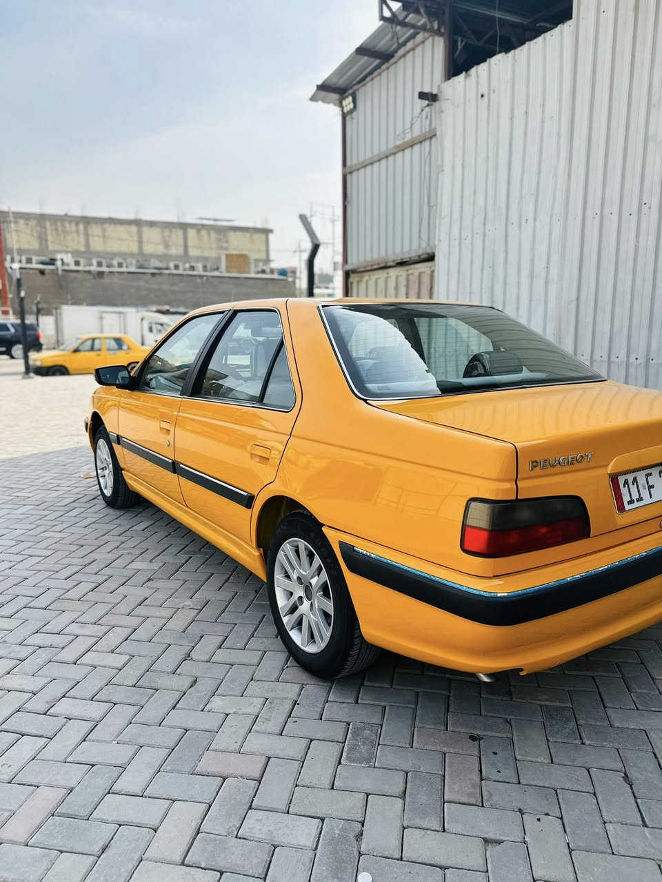 سلام وعليكم بيجو بارص 2025 كفاله عامه من كلشي حتى من شخط ورصعه سياره ماشيه 17 الف ع وضع شركه دوشمه عام سفاري منضومه غاز ام الل 80 سياره خير من الله مكاني بغداد 
***********
