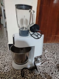 غراض جديده للبيع اليريدهن يتصل على هذا الرقم بي واتساب 07711750418