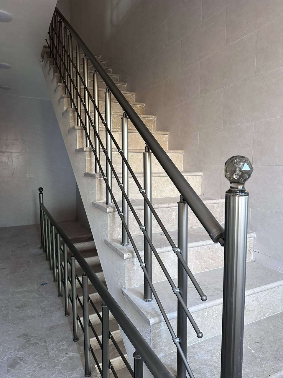 بسم الله الرحمن الرحيم 

تم بعون الله تثبيت محجر جام واجه مسكرت 

مع محجر درج 

في منطقة العامرية في محافظة بغداد 

كادر متميز 
دقة بالعمل 
سرعة بالانجاز 
وبأسعار تنافسية 

للأستفسار الاتصال على الارقام 

***********
***********
