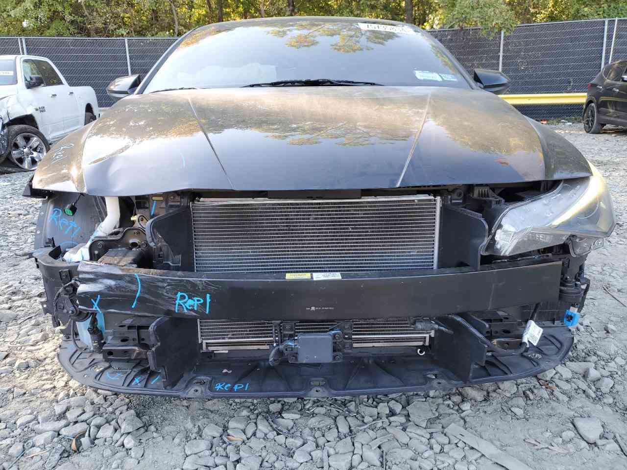 السلام عليكم النترا 2023  SEL حادثهة  دعاميه ولايت وصورت الحادثة موجوده رادار امامي   جنطة بصمة  محرك 2000 دوش رقم مثنى انكليزي  معوقين وكاله عامه  ***********
