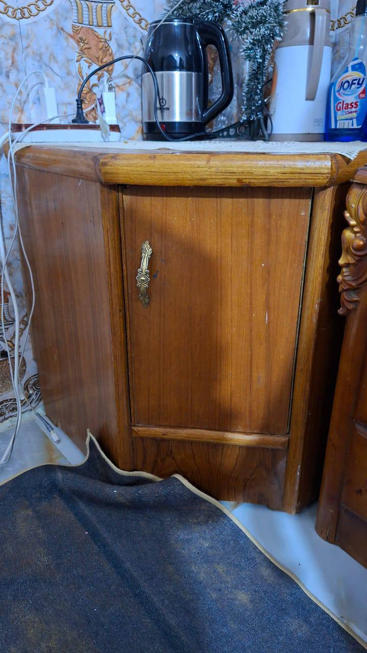 غرفه اخشاب للبيع سعر 500 موضحه بلصوره التفاصيل 
العنوان كرمه علي ***********
بيها مجال لشراي
