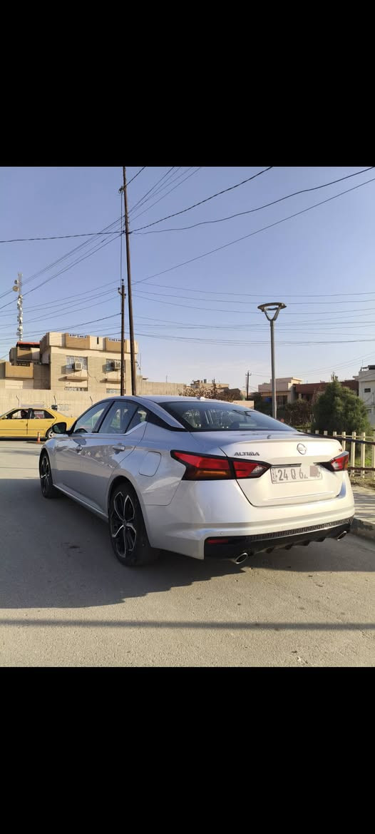 سلام عليكم ورحمه الله وبركاته إيلتما موديل ٢٠٢٤ السيارة فول عدا الاسلايت السيارة مواصفات SR كشن جلد رادارات فتل ويل جبير السيارة رقم جديد ادهوك ضرر السيارة جاملغ امامي وطرف الباب الامامي بارد ورقم الشاصي داخل المنشور السيارة السيارة ماشية ٥٠ ألف مشي امريكا السعر ١٧٦ وبيها مجال للاستفسار اتصل ***********
