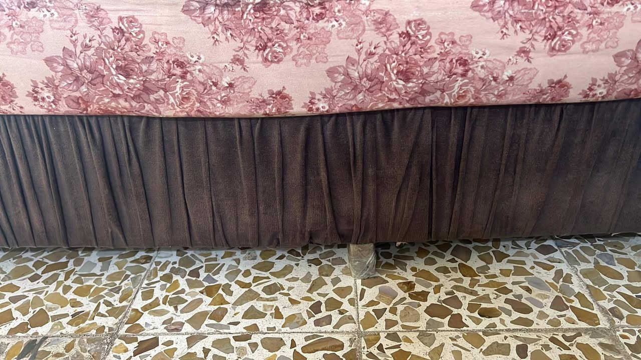 السلام عليكم طخم للبيع مكانو حي الشيماء السعر 150 وبينو مجال بسيط


**إذا كنت صاحب هذا الإعلان وتريد حذفه لأي سبب، رجاءا أرسل رسالة إلى الدعم الفني**