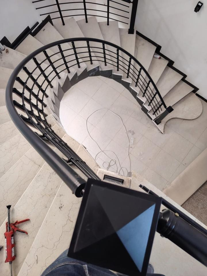 السلامً عليكم 
عروض معمل الضياء المركزي 🔥
مخفضة واسعار مناسبةً 
✳️يعلن عن توفر شبابيك +ابواب Pvc ضمان ١٠ سنوات 
✳️وتوفر الالمنيوم السلايت والمفصلي 
✳️والمحجرات الجام واللمنيوم والفايبر كلاس 
✳️والجام الدبل والجام التك 
رقم الهاتف ***********
