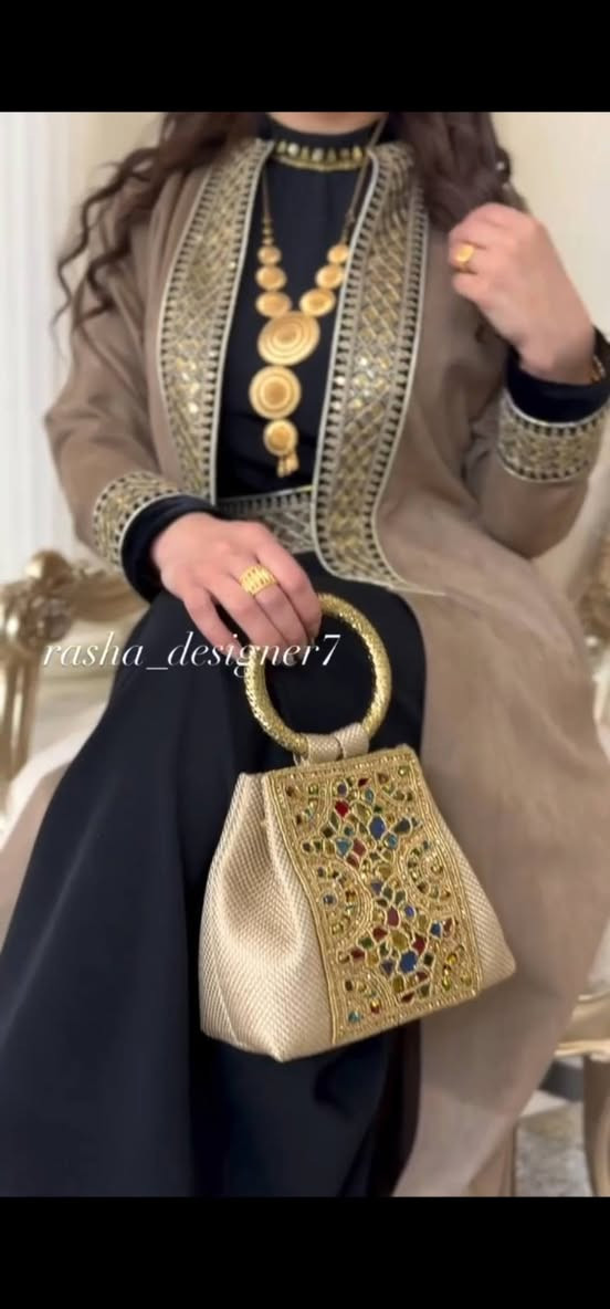 الاستفسار والحجز فقط واتساب+9647775744834
تكرار 
رمضاني  فستان + بشت خامه دابل ايطالي 
سعر 37
قياس 48/46/44/42/40/38/


**إذا كنت صاحب هذا الإعلان وتريد حذفه لأي سبب، رجاءا أرسل رسالة إلى الدعم الفني**