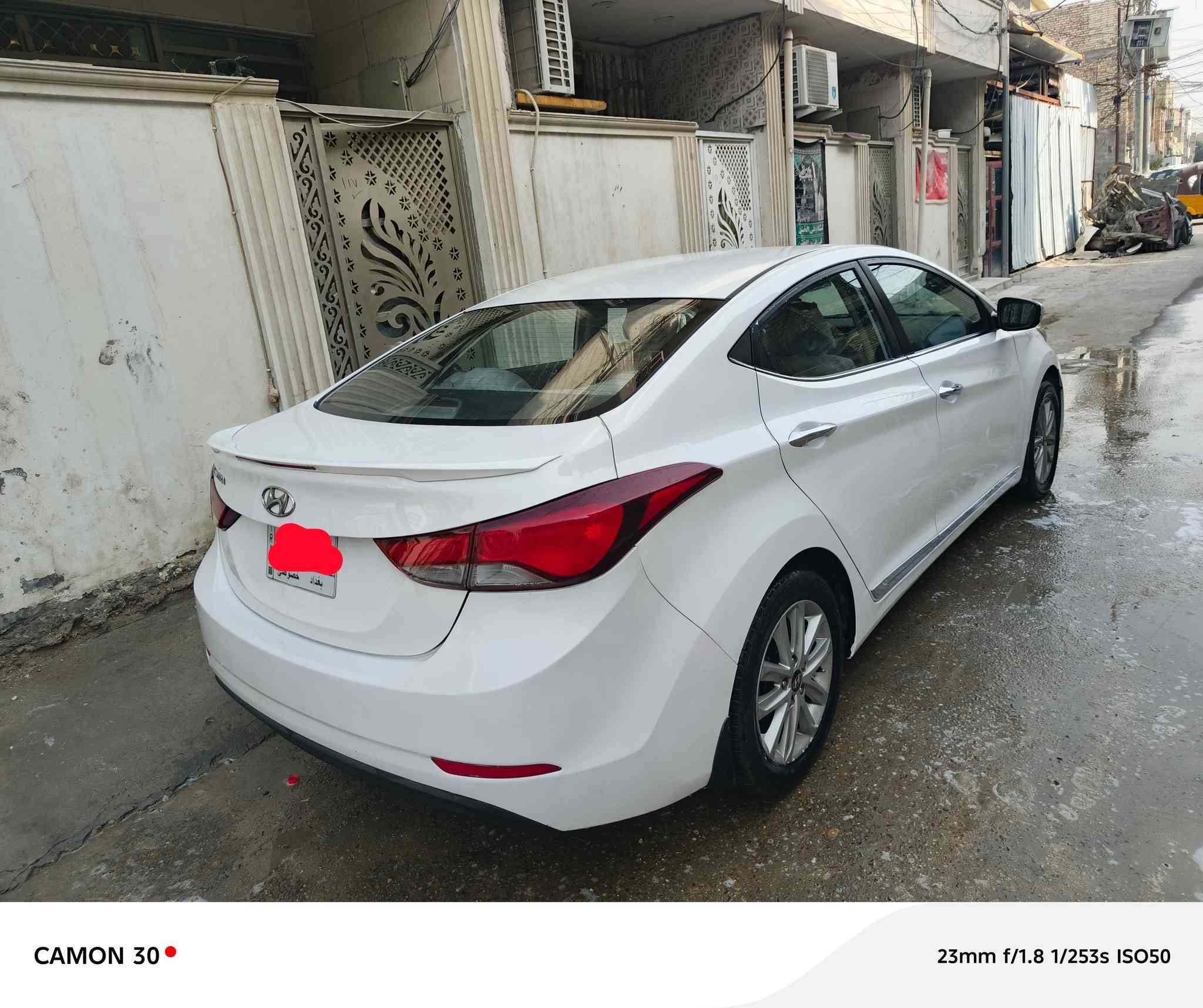 سلام عليكم النترا ١٦ خليجي رقم بغداد اباسمي فول مواصفات عدا البصمه داخل صاج لد تبريد قطعتين تحكمات فتحه اشاير بالمري محرك دوش ممفتوح كير ممفتوح تبريد تدفاه صدر أمامي خلفي تايرات انظاف بيها بنيد امبدل البلادي أو بيها بارد اباب الساىق اوبارد قليل بالباب الصدر باقي السياره ما بيها شي سنويه تنتهي ٢٠٢٧  مكان السياره بغداد الخطيب اتصال ***********
